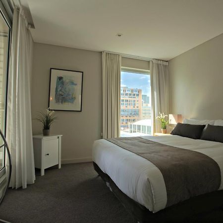 Adelaide Dress Circle Apartments - North Terrace Екстер'єр фото