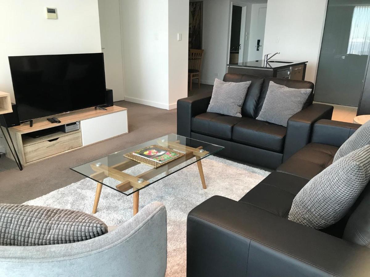 Adelaide Dress Circle Apartments - North Terrace Екстер'єр фото