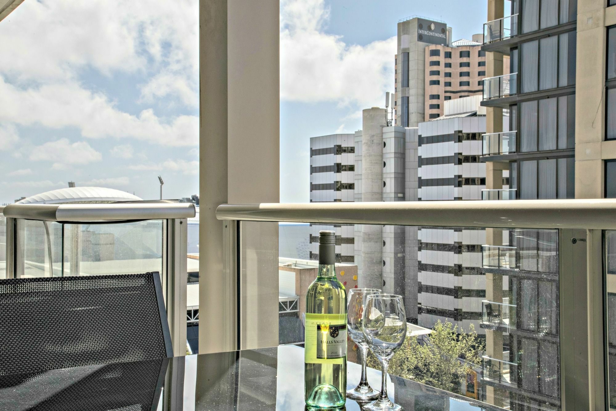 Adelaide Dress Circle Apartments - North Terrace Екстер'єр фото